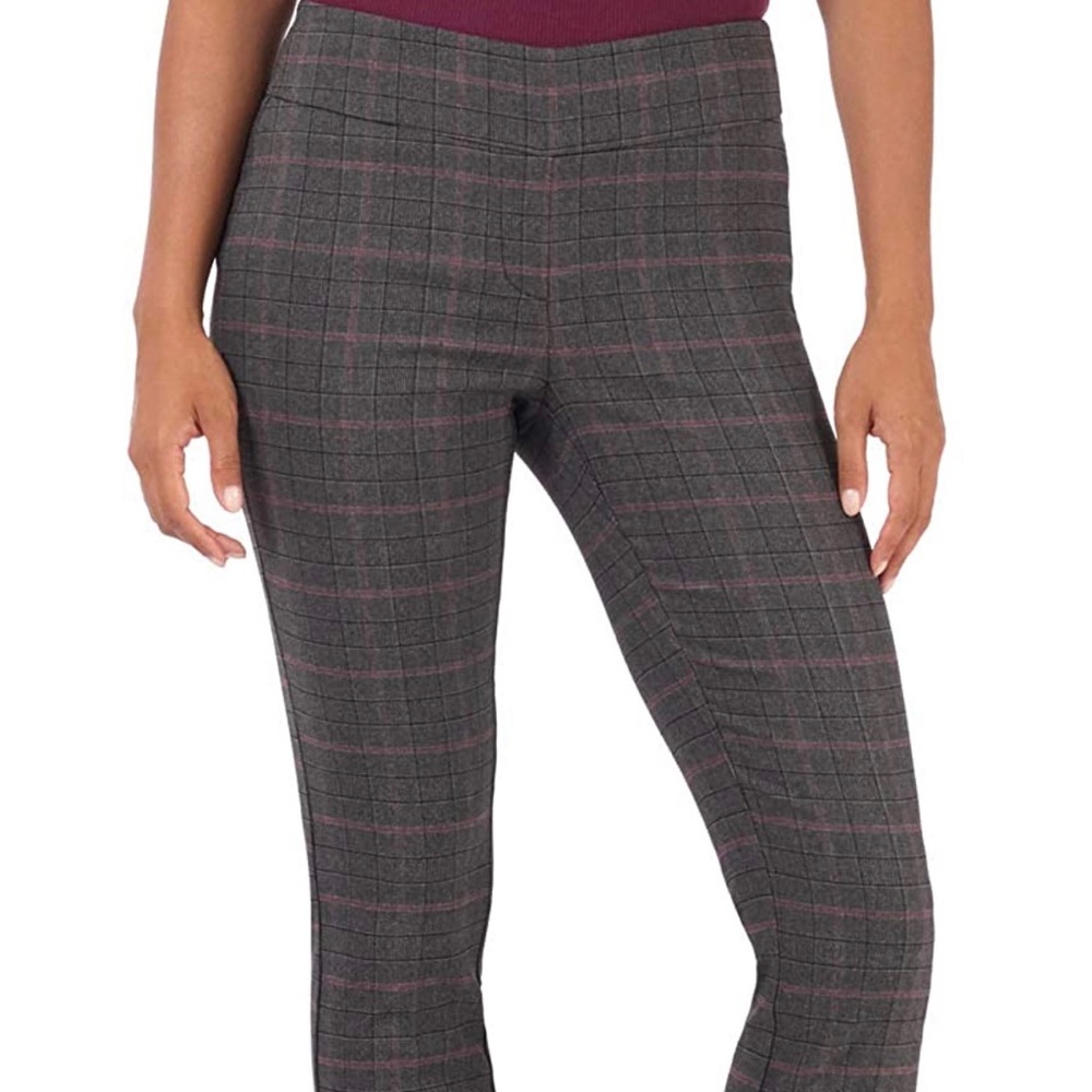 NWT Rekucci Women’s Straight Leg Pant in RubyPlaid